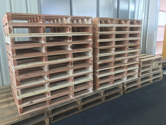 各種木製パレットのご紹介